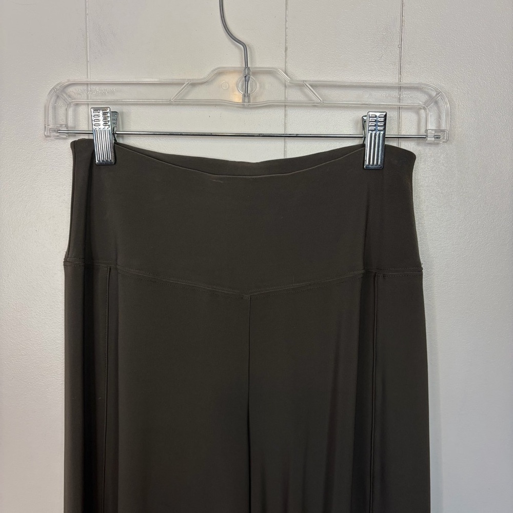 Sympli Army Green Cropped Pants Capri Stretchy Slinky High Rise size 4 Summer - Picture 6 of 12